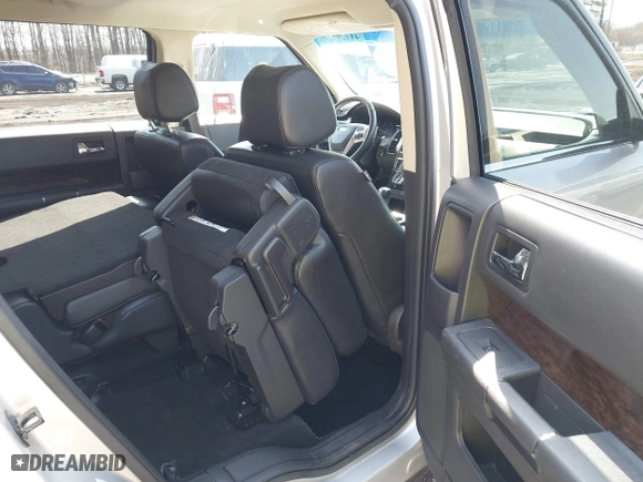 2017 Ford Flex Limited with VIN 2FMGK5D8XHBA02561, listed as a IAAI auction lot 41930255 with 166,465 mi miles. Bid and sale history available at carsss.com. Image 8.