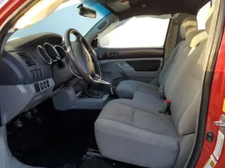 2010 Toyota Tacoma with VIN 5TEPX4EN0AZ680795, listed as a Copart auction lot 88594095 with 154,673 mi miles and Salvage title. Bid and sale history available at DreamBid. Image 7.
