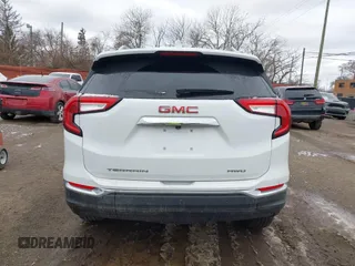 2024 GMC Terrain SLT with VIN 3GKALVEG6RL212131, listed as a IAAI auction lot 41734214 with 6,965 mi miles and . Bid and sale history available at carsss.com. Image 16.