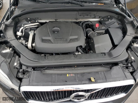 2019 Volvo XC60 Momentum with VIN LYV102DK3KB192936, listed as a Copart auction lot 86303674 with 0 mi miles and Clean Title. Bid and sale history available at carsss.com. Image 12.
