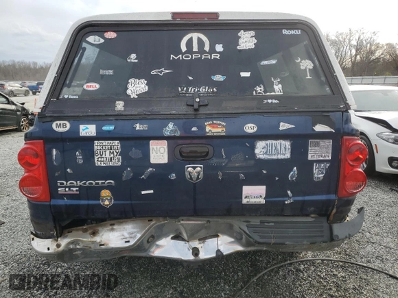 2006 Dodge Dakota SLT with VIN 1D7HE42K86S623895, listed as a Copart auction lot 46522935 with 240,539 mi miles and Non Repairable. Bid and sale history available at carsss.com. Image 6.