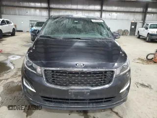 2020 Kia Sedona EX with VIN KNDMB5C12L6588496, listed as a Copart auction lot 45233365 with 104,325 mi miles and Clean Title. Bid and sale history available at carsss.com. Image 5.