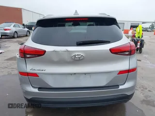 2021 Hyundai Tucson Value z VIN KM8J33A43MU375471, wystawiony jako IAAI lot #42162301 z przebiegiem 48 654 mil mil oraz . Historia ofert i sprzedaży dostępna na DreamBid. Obrazek 17.