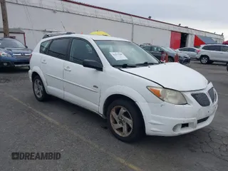 2005 Pontiac Vibe with VIN 5Y2SL63845Z412090, listed as a IAAI auction lot 41277268 with 212,251 mi miles. Bid and sale history available at carsss.com. Image 1.