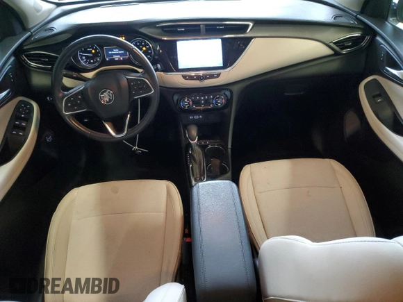 2020 Buick Encore GX Select z VIN KL4MMESL4LB134670, wystawiony jako Copart lot #49766405 z przebiegiem 43 801 mil mil oraz Szkoda całkowita • Salvage title. Historia ofert i sprzedaży dostępna na DreamBid. Obrazek 8.