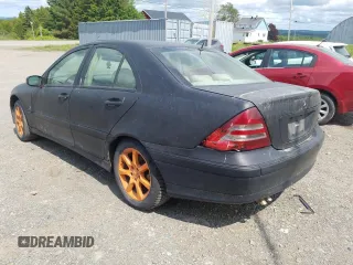 2005 Mercedes-Benz C 240 z VIN WDBRF81J75F626479, wystawiony jako Copart lot #58505095 z przebiegiem Nie podano mil oraz Szkoda całkowita • Salvage title. Historia ofert i sprzedaży dostępna na DreamBid. Obrazek 2.
