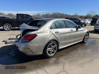 2020 Mercedes-Benz C 300 with VIN 55SWF8EB5LU325541, listed as a Copart auction lot 48358355 with 70,592 mi miles and Non Repairable. Bid and sale history available at DreamBid. Image 3.
