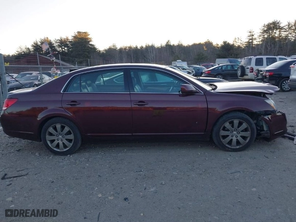 2007 Toyota Avalon XL with VIN 4T1BK36B27U220574, listed as a IAAI auction lot 41283334 with 125,336 mi miles. Bid and sale history available at carsss.com. Image 13.
