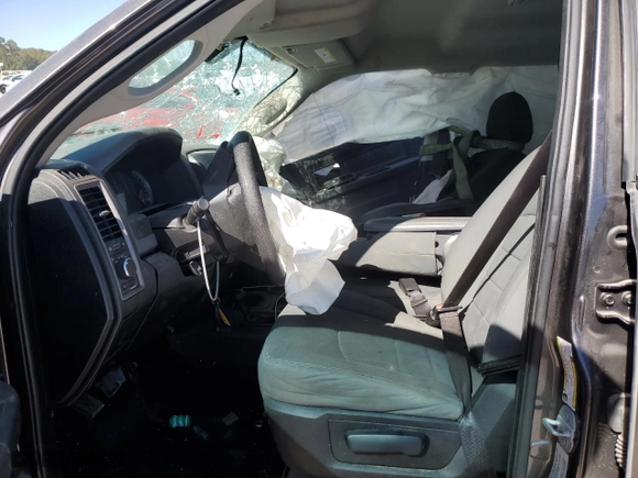2016 Ram 2500 Tradesman with VIN 3C6UR5HL2GG141717, listed as a Copart auction lot 76417184 with 0 mi miles and Salvage Title. Bid and sale history available at carsss.com. Image 7.