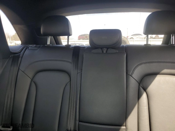 2018 Audi Q3 Premium Plus with VIN WA1JCCFS2JR034471, listed as a Copart auction lot 48855515 with 31,178 mi miles and Salvage Title. Bid and sale history available at carsss.com. Image 10.