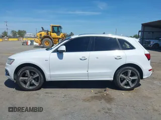 2014 Audi Q5 Premium Plus z VIN WA1DGAFP4EA059538, wystawiony jako IAAI lot #42158230 z przebiegiem 114 321 mil mil oraz . Historia ofert i sprzedaży dostępna na DreamBid. Obrazek 14.