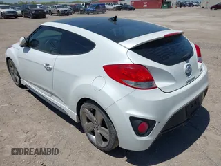2013 Hyundai Veloster Turbo w/Black Int with VIN KMHTC6AE4DU122078, listed as a IAAI auction lot 42086862 with 203,692 mi miles. Bid and sale history available at carsss.com. Image 3.