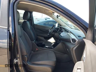 2020 Buick Encore GX Select z VIN KL4MMDS2XLB080034, wystawiony jako IAAI lot #42400884 z przebiegiem 67 632 mil mil oraz . Historia ofert i sprzedaży dostępna na DreamBid. Obrazek 5.