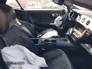 2018 Ford Mustang EcoBoost Premium с VIN 1FATP8UH1J5110038, выставлен на аукционе IAAI как лот 41978639 с пробегом 63 912 миль миль и . История ставок и продаж доступна на DreamBid. Изображение 5.