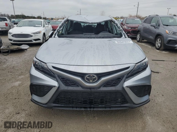 2022 Toyota Camry SE with VIN 4T1G11AK0NU699014, listed as a Copart auction lot 80945024 with 52,991 mi miles and Non Repairable. Bid and sale history available at DreamBid. Image 5.