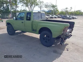 1998 Ford Ranger XL with VIN 1FTZR15X2WTA66193, listed as a IAAI auction lot 42098866 with 276,916 mi miles. Bid and sale history available at carsss.com. Image 3.