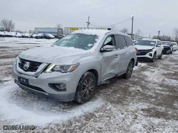 2017 Nissan Pathfinder SV with VIN 5N1DR2MN2HC687013, listed as a IAAI auction lot 41362733 with 129,832 mi miles. Bid and sale history available at carsss.com. Image 17.