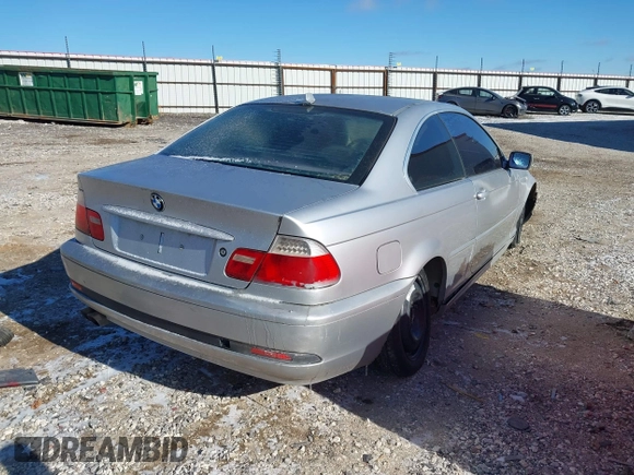 2004 BMW 3 Series 325Ci with VIN WBABD33414JY97372, listed as a IAAI auction lot 41267788 with 272,663 mi miles and . Bid and sale history available at carsss.com. Image 4.