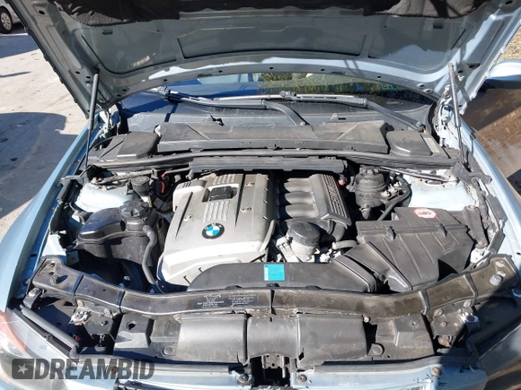 2006 BMW 3 Series 325xi with VIN WBAVD13576KV09164, listed as a IAAI auction lot 40558363 with 148,819 mi miles. Bid and sale history available at carsss.com. Image 10.