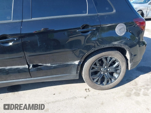 2019 Mitsubishi Outlander ES z VIN JA4AR3AU5KU016441, wystawiony jako IAAI lot #42122866 z przebiegiem 76 866 mil mil oraz . Historia ofert i sprzedaży dostępna na DreamBid. Obrazek 19.