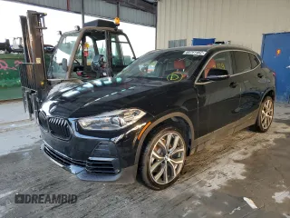 2022 BMW X2 sDrive28i z VIN WBXYH9C00N5T68753, wystawiony jako Copart lot #60741462 z przebiegiem 7169 mil mil oraz . Historia ofert i sprzedaży dostępna na DreamBid. Obrazek 2.