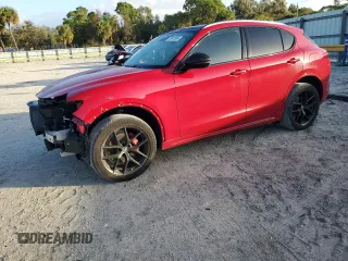 2020 Alfa Romeo Stelvio Sport z VIN ZASPAJAN6L7C77444, wystawiony jako Copart lot #78915004 z przebiegiem 60 436 mil mil oraz Nie do naprawy • Non repairable. Historia ofert i sprzedaży dostępna na DreamBid. Obrazek 1.