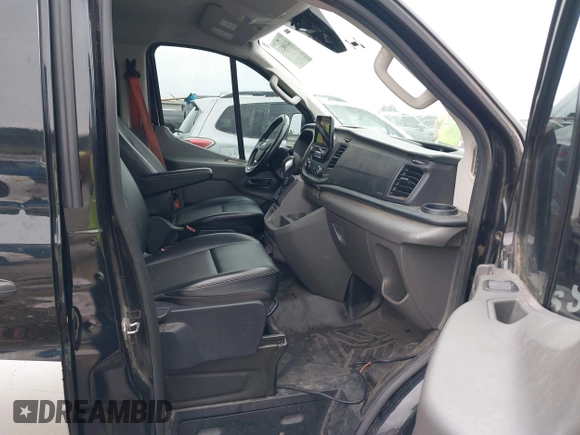 2020 Ford Transit Cargo z VIN 1FTYE1Y89LKB76753, wystawiony jako IAAI lot #42468252 z przebiegiem 53 193 mil mil oraz . Historia ofert i sprzedaży dostępna na DreamBid. Obrazek 5.