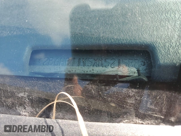 1999 Dodge Cargo Conversion z VIN 2B6HB11Y5XK521588, wystawiony jako Copart lot #75468904 z przebiegiem Nie podano mil oraz Nie do naprawy • Non repairable. Historia ofert i sprzedaży dostępna na DreamBid. Obrazek 14.
