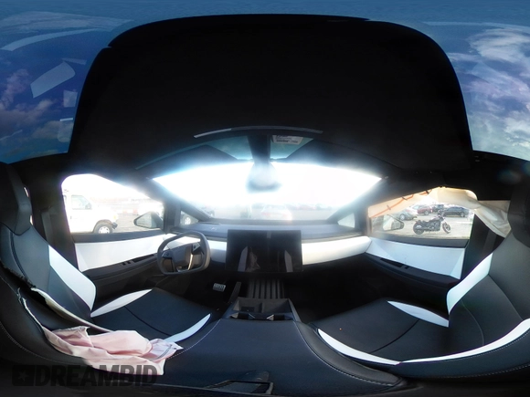 2024 Tesla Cybertruck с VIN 7G2CEHEDXRA026834, выставлен на аукционе IAAI как лот 41448419 с пробегом 2 938 миль миль и . История ставок и продаж доступна на DreamBid. Изображение 18.