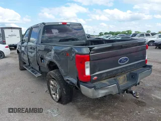 2017 Ford F-250 Lariat с VIN 1FT7W2BTXHEC68228, выставлен на аукционе IAAI как лот 42333514 с пробегом Не указан миль и . История ставок и продаж доступна на DreamBid. Изображение 3.