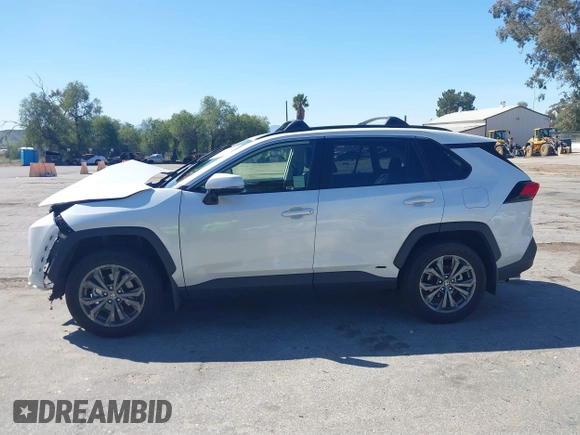 2024 Toyota RAV4 Hybrid XLE Premium with VIN JTMB6RFV3RJ059534, listed as a IAAI auction lot 41716721 with 6,319 mi miles. Bid and sale history available at carsss.com. Image 15.