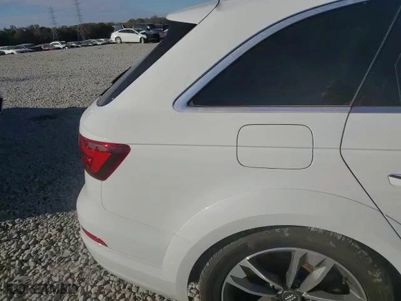 2018 Audi A4 allroad Premium Plus with VIN WA18NAF40JA095184, listed as a Copart auction lot 68302412 with 0 mi miles. Bid and sale history available at carsss.com. Image 10.