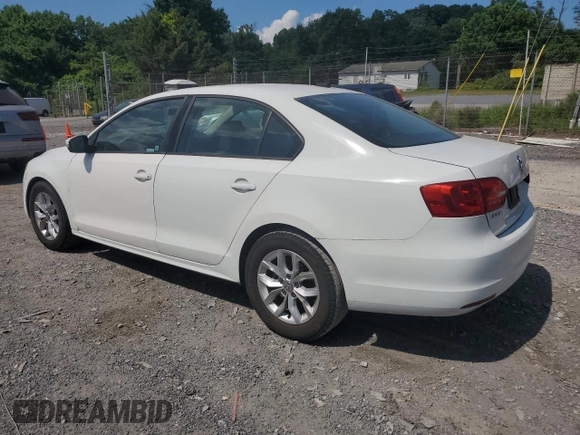 2014 Volkswagen Jetta SE with VIN 3VWD17AJ4EM265925, listed as a Copart auction lot 63925425 with 135,347 mi miles and Clean title. Bid and sale history available at DreamBid. Image 2.