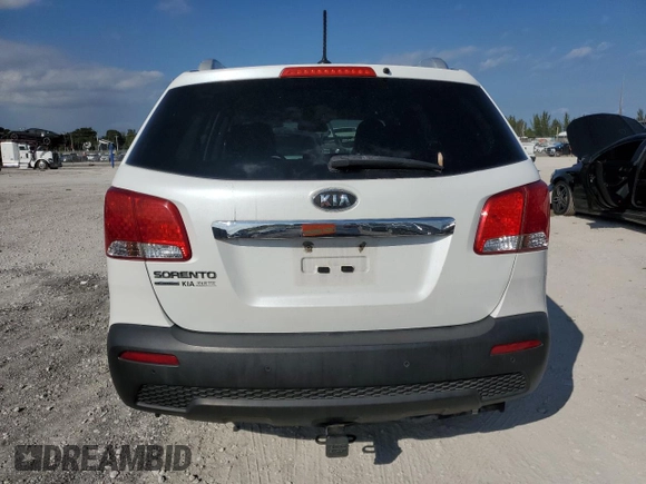 2012 Kia Sorento LX with VIN 5XYKTDA2XCG231607, listed as a Copart auction lot 88531855 with 0 mi miles and Salvage Title. Bid and sale history available at carsss.com. Image 6.