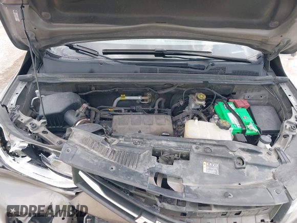 2021 Chevrolet Trax LT with VIN KL7CJLSBXMB359468, listed as a IAAI auction lot 41982149 with 199,685 mi miles and . Bid and sale history available at DreamBid. Image 10.