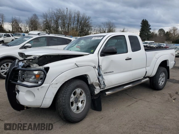2009 Toyota Tacoma with VIN 5TEUU42N09Z624013, listed as a Copart auction lot 44375525 with 29,556 mi miles and Salvage Title. Bid and sale history available at carsss.com. Image 1.