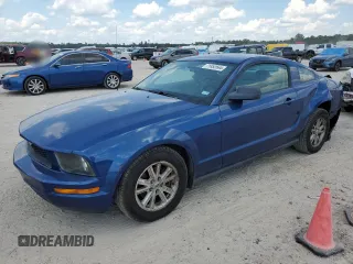 2006 Ford Mustang Standard z VIN 1ZVFT80N265127191, wystawiony jako Copart lot #71852564 z przebiegiem 217 177 mil mil oraz Szkoda całkowita • Salvage title. Historia ofert i sprzedaży dostępna na DreamBid. Obrazek 1.