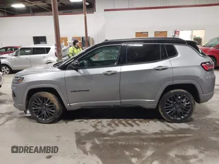 2022 Jeep Compass High Altitude with VIN 3C4NJDCB8NT109002, listed as a IAAI auction lot 41500984 with 70,119 mi miles and . Bid and sale history available at carsss.com. Image 14.