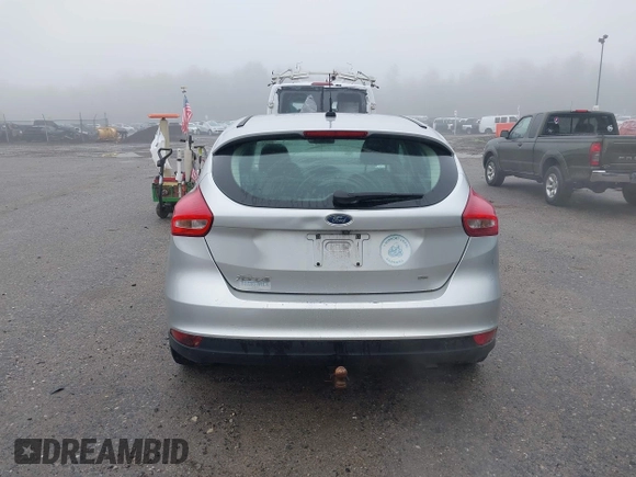 2015 Ford Focus SE with VIN 1FADP3K2XFL364856, listed as a IAAI auction lot 42190028 with 170,436 mi miles. Bid and sale history available at carsss.com. Image 15.
