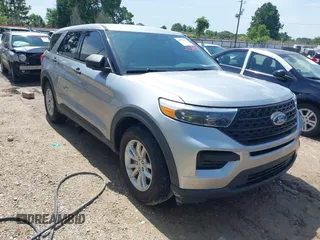 2021 Ford Explorer z VIN 1FMSK7BH1MGB20011, wystawiony jako IAAI lot #42518841 z przebiegiem 103 372 mil mil oraz . Historia ofert i sprzedaży dostępna na DreamBid. Obrazek 1.