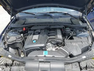 2011 BMW 3 Series 328i with VIN WBAKE3C52BE557501, listed as a IAAI auction lot 42138050 with 209,575 mi miles and . Bid and sale history available at carsss.com. Image 10.