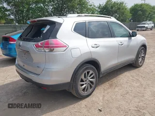 2015 Nissan Rogue SL with VIN 5N1AT2MT2FC875854, listed as a IAAI auction lot 41921295 with 44,055 mi miles. Bid and sale history available at carsss.com. Image 4.