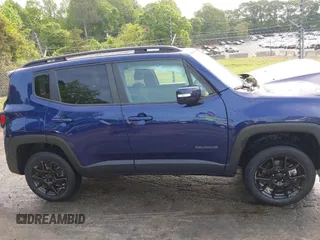 2020 Jeep Renegade Latitude with VIN ZACNJBBB1LPL35342, listed as a IAAI auction lot 42146630 with 40,669 mi miles and . Bid and sale history available at DreamBid. Image 13.