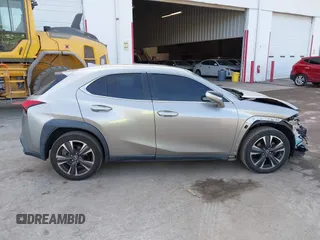 2020 Lexus UX 250h with VIN JTHX9JBHXL2033589, listed as a IAAI auction lot 42113363 with 71,669 mi miles and . Bid and sale history available at DreamBid. Image 13.