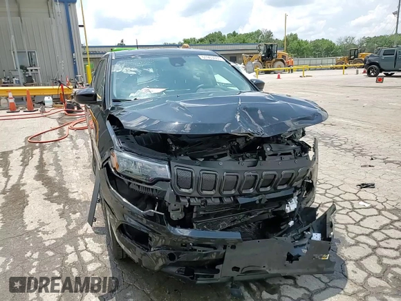 2022 Jeep Compass Sport with VIN 3C4NJDAB6NT221123, listed as a Copart auction lot 61963685 with 32,764 mi miles and Salvage title. Bid and sale history available at DreamBid. Image 14.