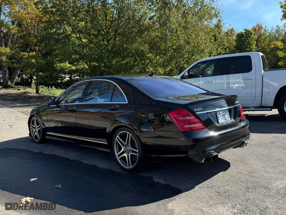 2011 Mercedes-Benz S-Class S 63 AMG with VIN WDDNG7EB1BA371448, listed as a Copart auction lot 75099424 with 193,272 mi miles and Clean Title. Bid and sale history available at carsss.com. Image 3.