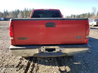 2000 Ford F-350 XL with VIN 1FTSX31F0YEB82614, listed as a Copart auction lot 42646525 with 172,112 mi miles and Salvage Title. Bid and sale history available at DreamBid. Image 6.