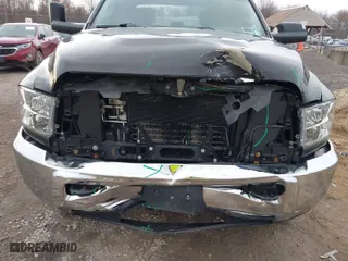 2018 Ram 2500 Tradesman with VIN 3C6UR5HJ9JG189592, listed as a IAAI auction lot 41919085 with 57,154 mi miles. Bid and sale history available at carsss.com. Image 6.