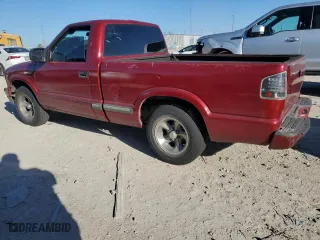 2000 Chevrolet S-10 LS with VIN 1GCCS1458YK296520, listed as a Copart auction lot 47259445 with 158,853 mi miles and Salvage Title. Bid and sale history available at carsss.com. Image 2.