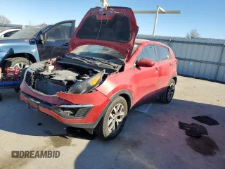2014 Kia Sportage LX with VIN KNDPB3AC7E7635038, listed as a Copart auction lot 84241724 with 178,937 mi miles and Salvage Title. Bid and sale history available at carsss.com. Image 1.